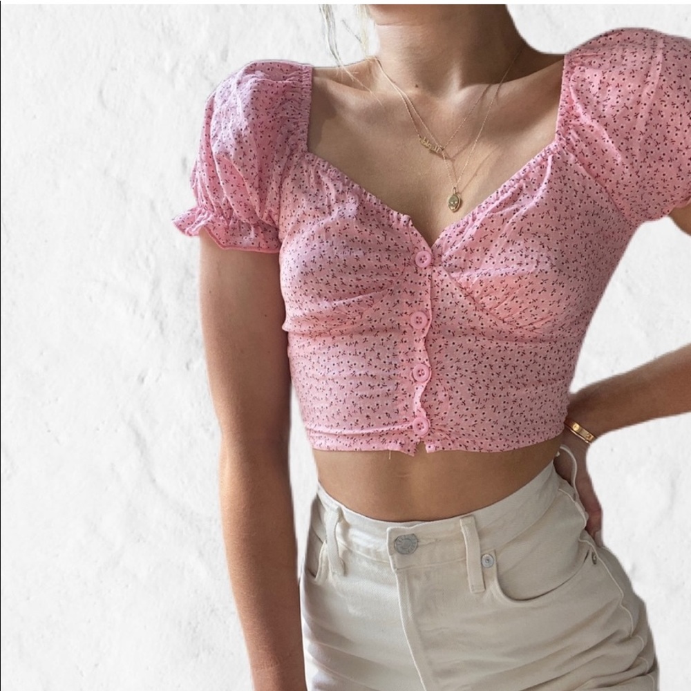 FLORAL BUTTON DOWN CROP